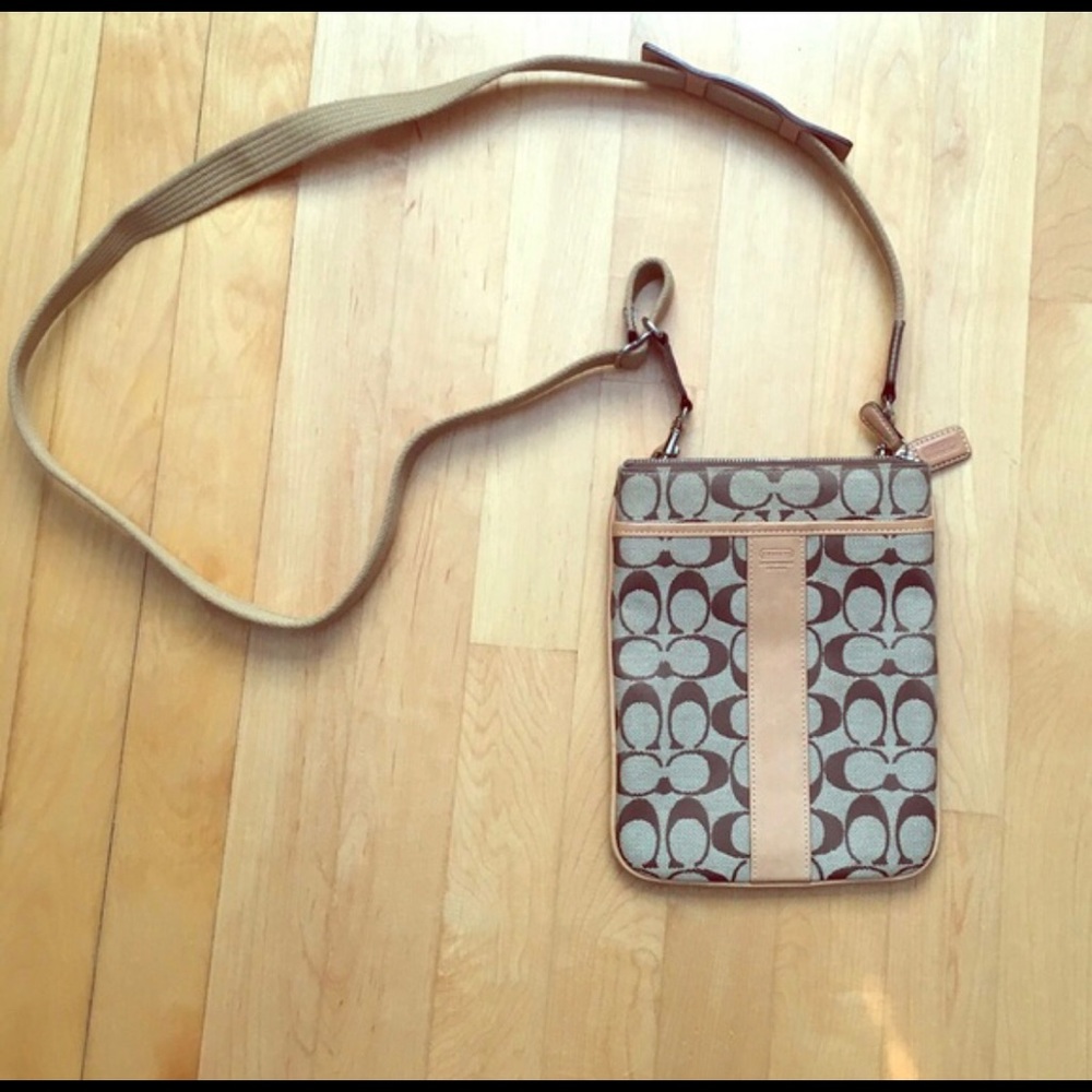 Cross Body Coach Purse